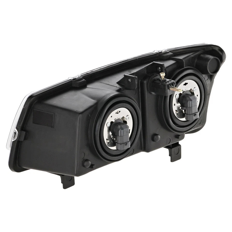 2003–2006 Chevrolet Silverado 1500 Headlight Set Fluted Reflector  | OEM Fit