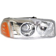 Load image into Gallery viewer, 2001–2006 GMC Sierra 1500 Headlight Set LH &amp; RH Halogen with Bulbs | OEM Fit