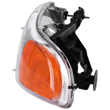 Load image into Gallery viewer, 1999–2006 GMC Sierra 1500 Headlight   | OEM Fit