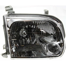 Load image into Gallery viewer, 2005–2006 Toyota Tundra Headlight and Turn Signal Set Left and Right Side Halogen for Crew Cab | OEM Fit
