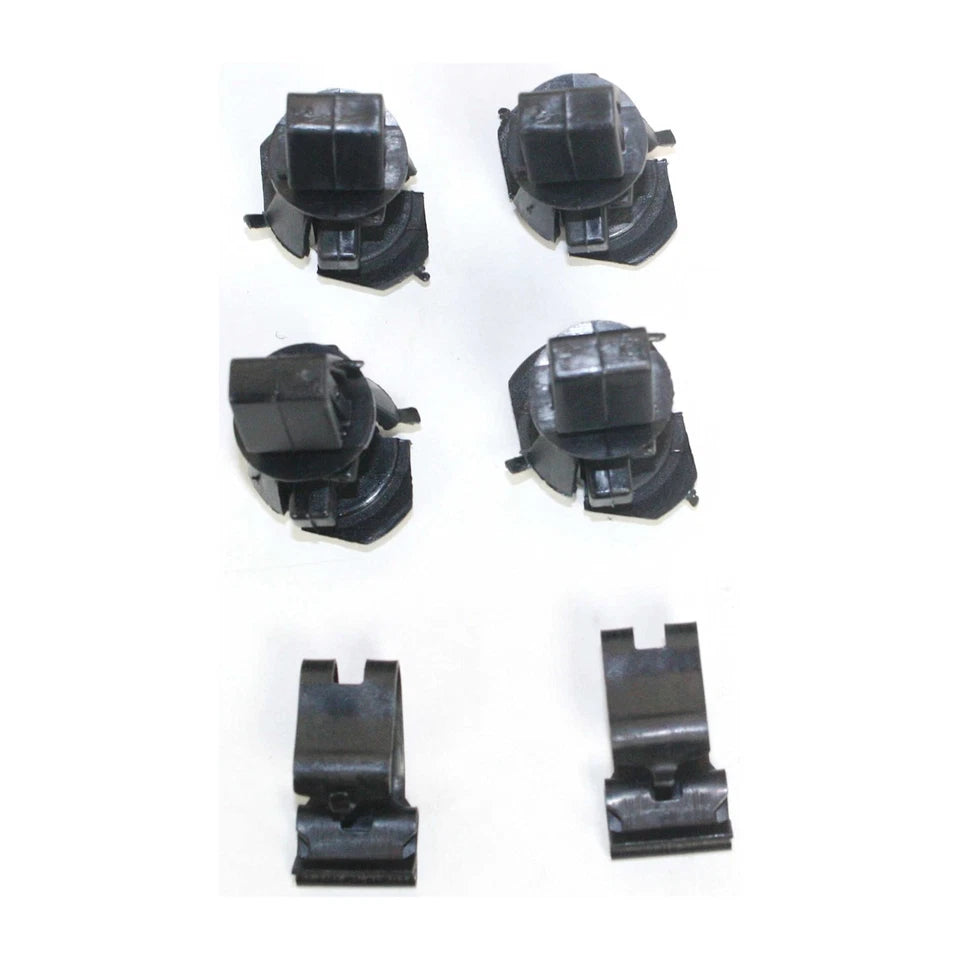 1999–2002 Chevrolet Silverado 1500 & 2000–2006 Chevrolet Tahoe Grille — Black Plastic | OEM Fit