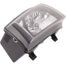 Load image into Gallery viewer, 2003–2006 Chevrolet Silverado 1500 Headlight Set Smooth Reflector (1st Design) | OEM Fit