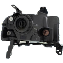 Load image into Gallery viewer, 2005–2007 Ford Freestyle Headlight Set Left and Right Side Halogen w/ Bulb(s) | OEM Fit