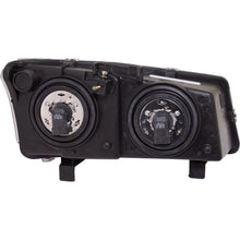 Load image into Gallery viewer, 2003–2006 Chevrolet Silverado 1500 Headlight Set Smooth Reflector (1st Design) | OEM Fit