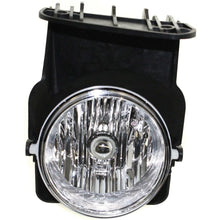 Load image into Gallery viewer, 2003–2004 GMC Sierra 1500 / 2500 Front Fog Light  | OEM Fit