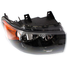 Load image into Gallery viewer, 2003–2006 Ford Expedition Headlight Pair Set Halogen | OEM Fit